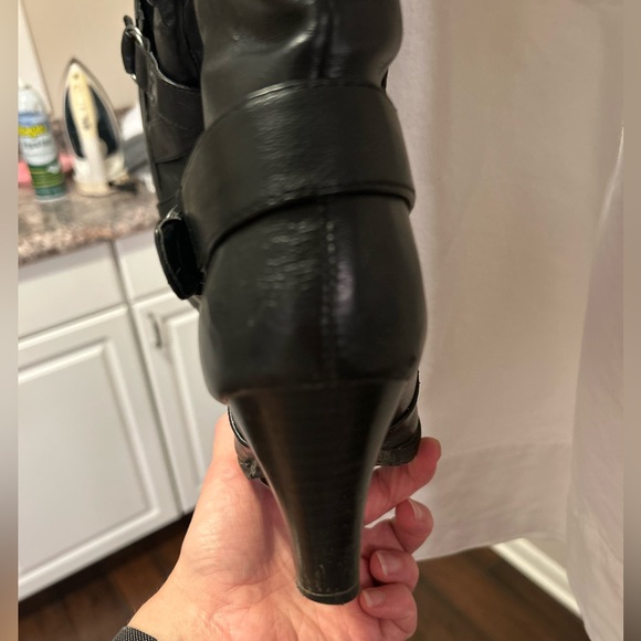 Aldo Aslanian Black Boot - Picture 5 of 11